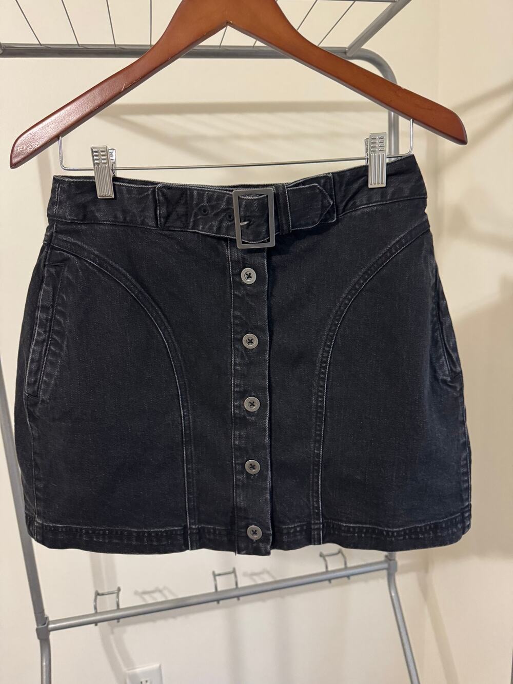 Pilcro Anthropologie Black Denim Button Front Mini Skirt Belted Size 4